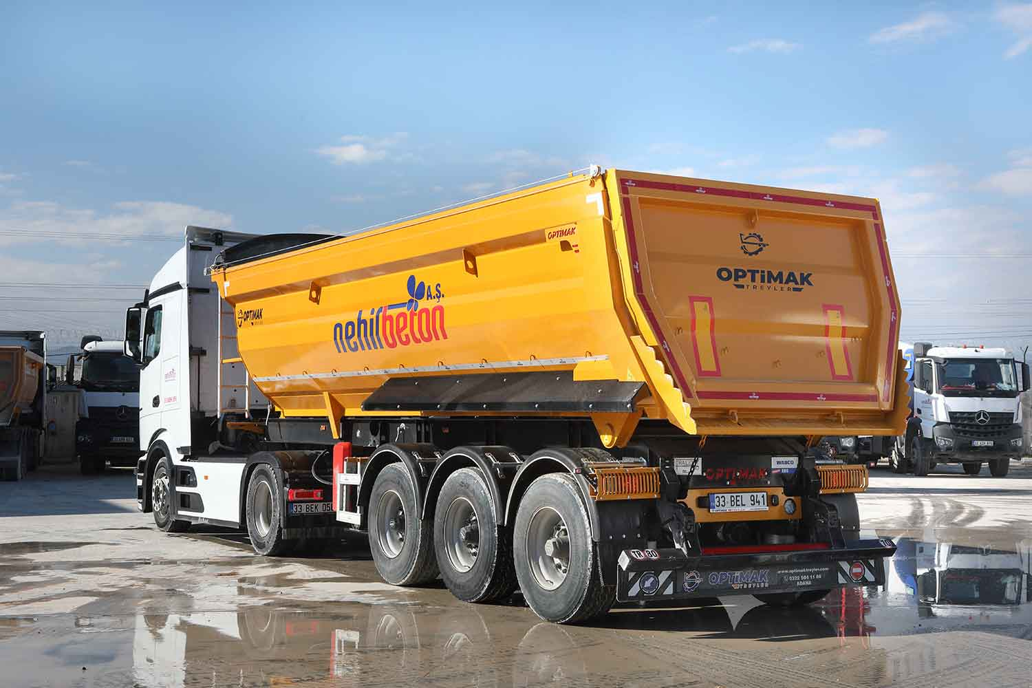 What Is a Pool Tipper? Why Is It Preferred in Construction and Mining?