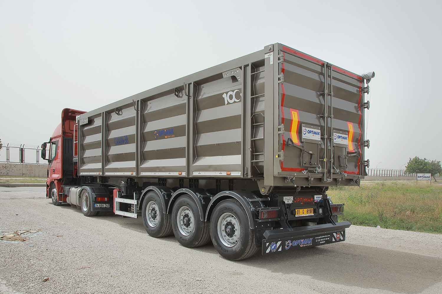 Why Are Covered Transport Solutions Important in Agriculture and Food Logistics?